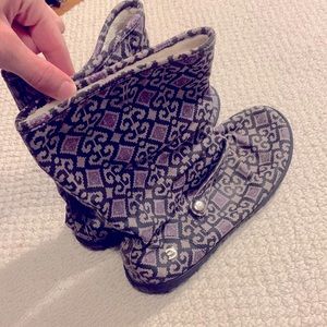 Roxy Women’s Boot Purple, Black, & Gray Size 8.5